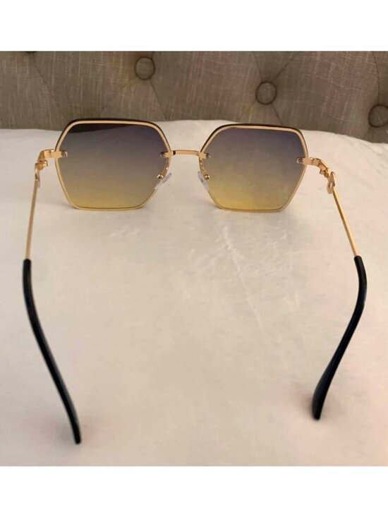 Oversized Unisex Square Grey to Yellow Gradient Sunglasses With Gold Frame main image 4
